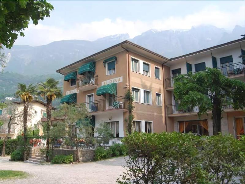 Hotel Stella Alpina マルチェージネ エクステリア 写真