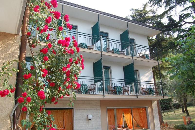 Hotel Stella Alpina マルチェージネ エクステリア 写真