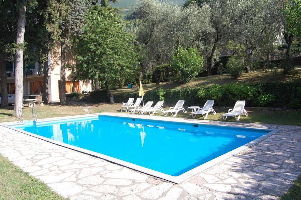 Hotel Stella Alpina マルチェージネ エクステリア 写真